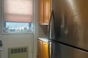139-15 83rd Ave, Briarwood, NY 11435 - Photo 10