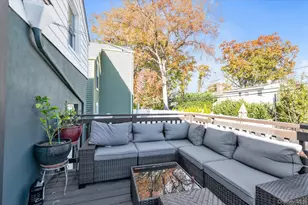 13 Gotham St, Valley Stream, NY 11581 - Photo 16