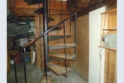 624 Huckleberry Turnpike, Marlboro, NY 12542 - Photo 26