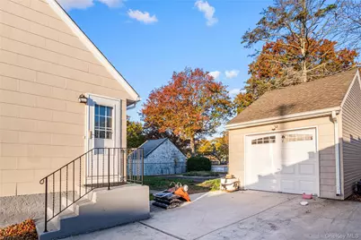 1000 Cleveland Street, Uniondale, NY 11553 - Photo 14