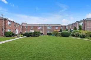 20-21 Parsons Blvd, Whitestone, NY 11357 - Photo 20