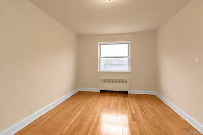 20-21 Parsons Boulevard, Whitestone, NY 11357 - Photo 8