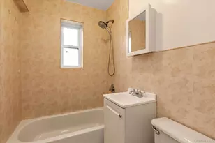 20-21 Parsons Blvd, Whitestone, NY 11357 - Photo 10