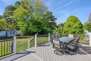 4 Lisa Ct, Medford, NY 11763 - Photo 14