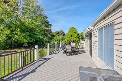 4 Lisa Court, Medford, NY 11763 - Photo 12