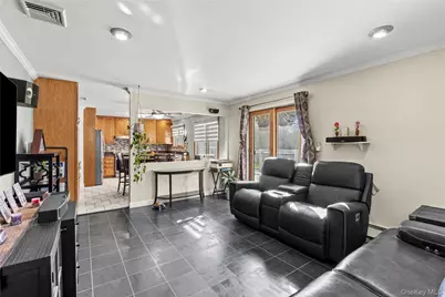 4 Lisa Court, Medford, NY 11763 - Photo 10