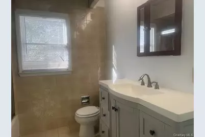 23 Gay Drive, Great Neck, NY 11024 - Photo 18