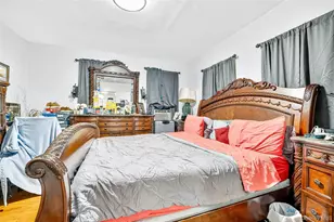 1052 Evergreen Ave, Bronx, NY 10472 - Photo 32