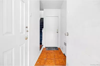 1052 Evergreen Avenue, Bronx, NY 10472 - Photo 8