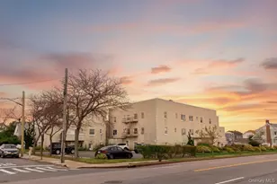 5-25 Beach 138th St, Rockaway Park, NY 11694 - Photo 2