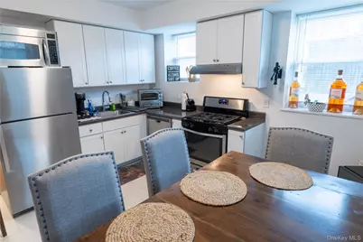 525 Beach 138th Street #A2, Rockaway Park, NY 11694 - Photo 8