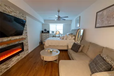 525 Beach 138th Street #A2, Rockaway Park, NY 11694 - Photo 6