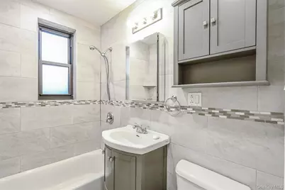 84-01 Main Street #506, Briarwood, NY 11435 - Photo 24