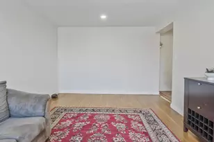 84-01 Main St, Briarwood, NY 11435 - Photo 22