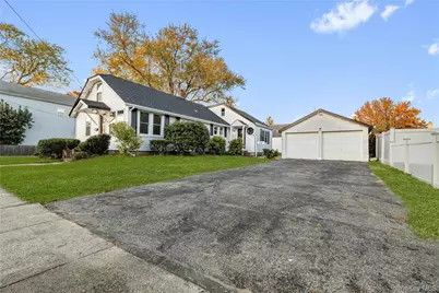 218 S 3rd Street, Lindenhurst, NY 11757 - Photo 1