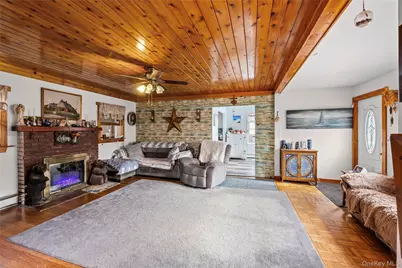 1 Elm Road E, Mastic Beach, NY 11951 - Photo 12