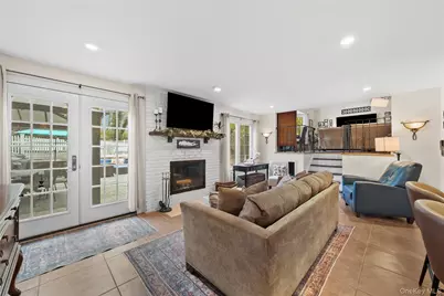 442 Hoffman Lane, Hauppauge, NY 11788 - Photo 14