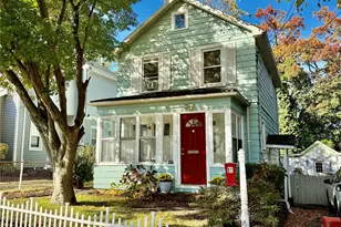 25 School St, Port Washington, NY 11050 - Photo 2