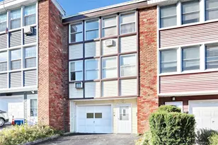 13 Overlook Rd, West Haverstraw, NY 10993 - Photo 2