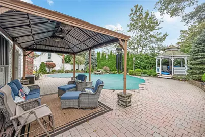 74 Loop Drive, Sayville, NY 11782 - Photo 34