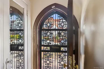 131-18 226th Street, Springfield Gardens, NY 11413 - Photo 4