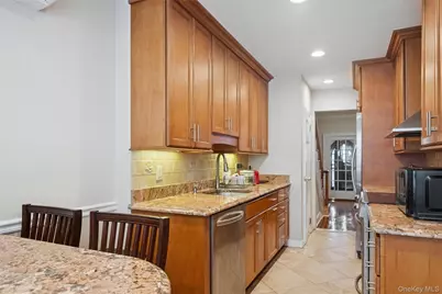 131-18 226th Street, Springfield Gardens, NY 11413 - Photo 20