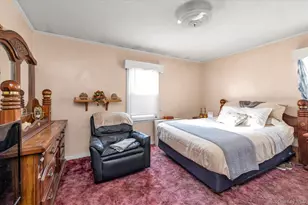 147 Ruxton St, Uniondale, NY 11553 - Photo 6