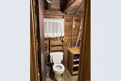 19 Carlisle Drive, Northport, NY 11768 - Photo 8