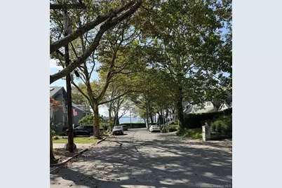 19 Carlisle Drive, Northport, NY 11768 - Photo 10