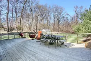 247 Cherry Ln, Suffern, NY 10901 - Photo 26