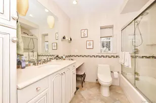 79-27 212th St, Hollis, NY 11364 - Photo 26