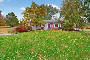 104 Hillside Rd, Poughquag, NY 12570 - Photo 2