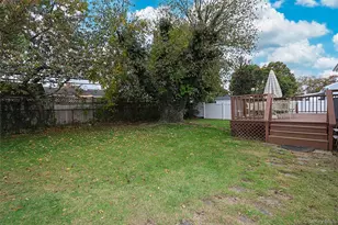 6 Gerhard Rd, Plainview, NY 11803 - Photo 22