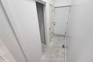 57 Carpenter Ave, Newburgh, NY 12550 - Photo 14