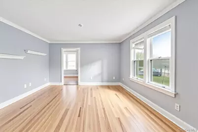 2849 E 195th Street, Bronx, NY 10461 - Photo 12