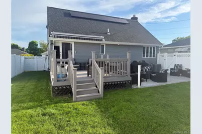 2082 Renfrew Avenue, Elmont, NY 11003 - Photo 2