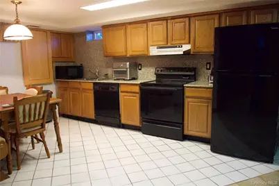 2082 Renfrew Avenue, Elmont, NY 11003 - Photo 36