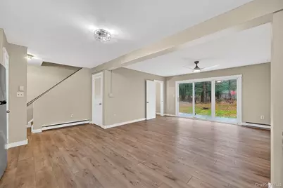 11 Kathleen Court, Kiamesha Lake, NY 12751 - Photo 6