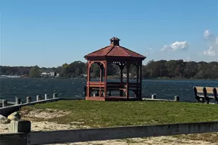 14 Beverly Ct, Moriches, NY 11955 - Photo 30