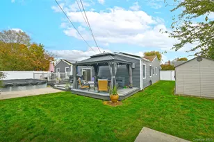 84 Bruce Ave, Hicksville, NY 11801 - Photo 22