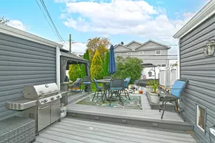 84 Bruce Ave, Hicksville, NY 11801 - Photo 20