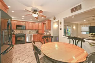 84 Bruce Ave, Hicksville, NY 11801 - Photo 8