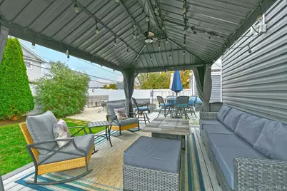 84 Bruce Avenue, Hicksville, NY 11801 - Photo 24