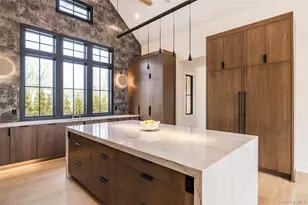 512 Edge of Woods Rd, Water Mill, NY 11976 - Photo 4