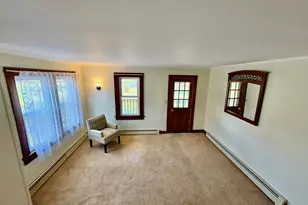 9 Academy St, Roscoe, NY 12776 - Photo 4