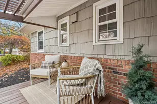 8 Storyland Ln, East Setauket, NY 11733 - Photo 2