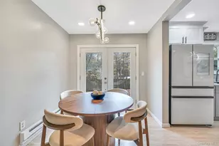 52 Maple Ln, Medford, NY 11763 - Photo 6