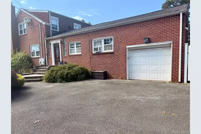[Address not provided], Lindenhurst, NY 11757 - Photo 2