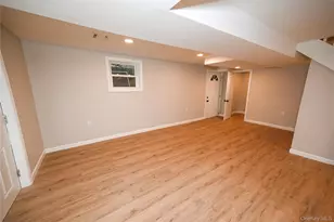 124 Willett Pl, Roosevelt, NY 11575 - Photo 26