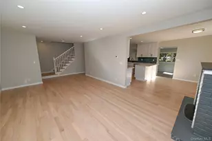 124 Willett Pl, Roosevelt, NY 11575 - Photo 4